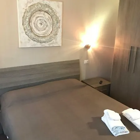 14 Bed and Breakfast 3*