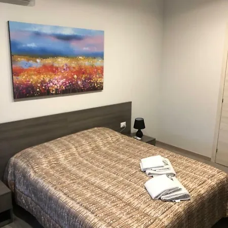 Bed and Breakfast 14